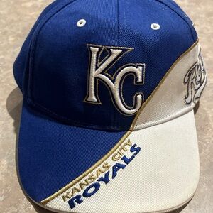 KANSAS CITY ROYALS VINTAGE FAN FAVORITE STRAPBACK HAT 90’s